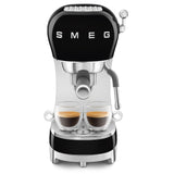 SMEG ECF02BLEU Handmatige espressomachine Espressomachine Zwart