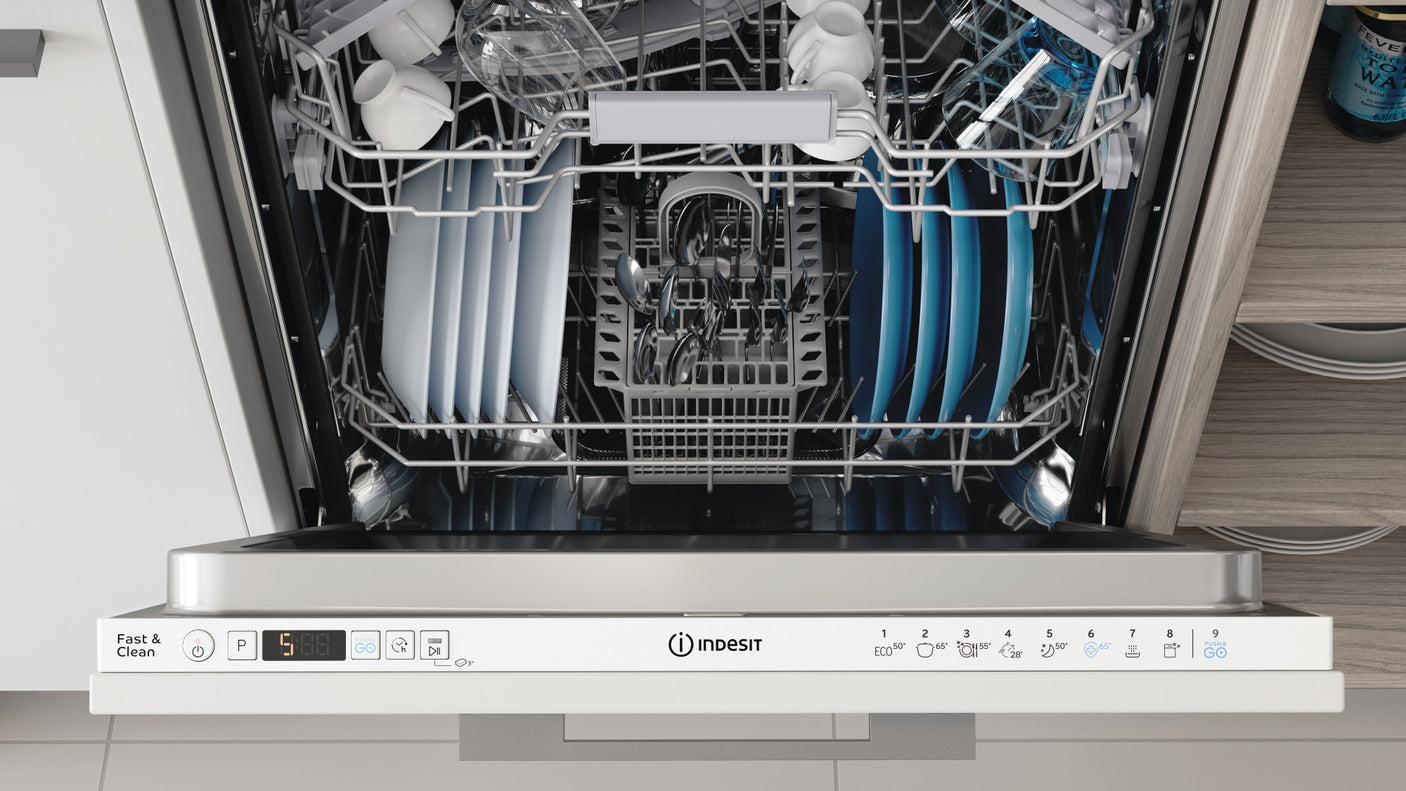 Indesit D2I HD524 A vaatwasser Volledig ingebouwd 14 couverts E