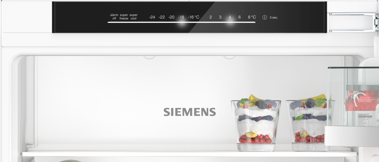 Siemens iQ500 KI86NADD0 koel-vriescombinatie Ingebouwd 260 l D Wit